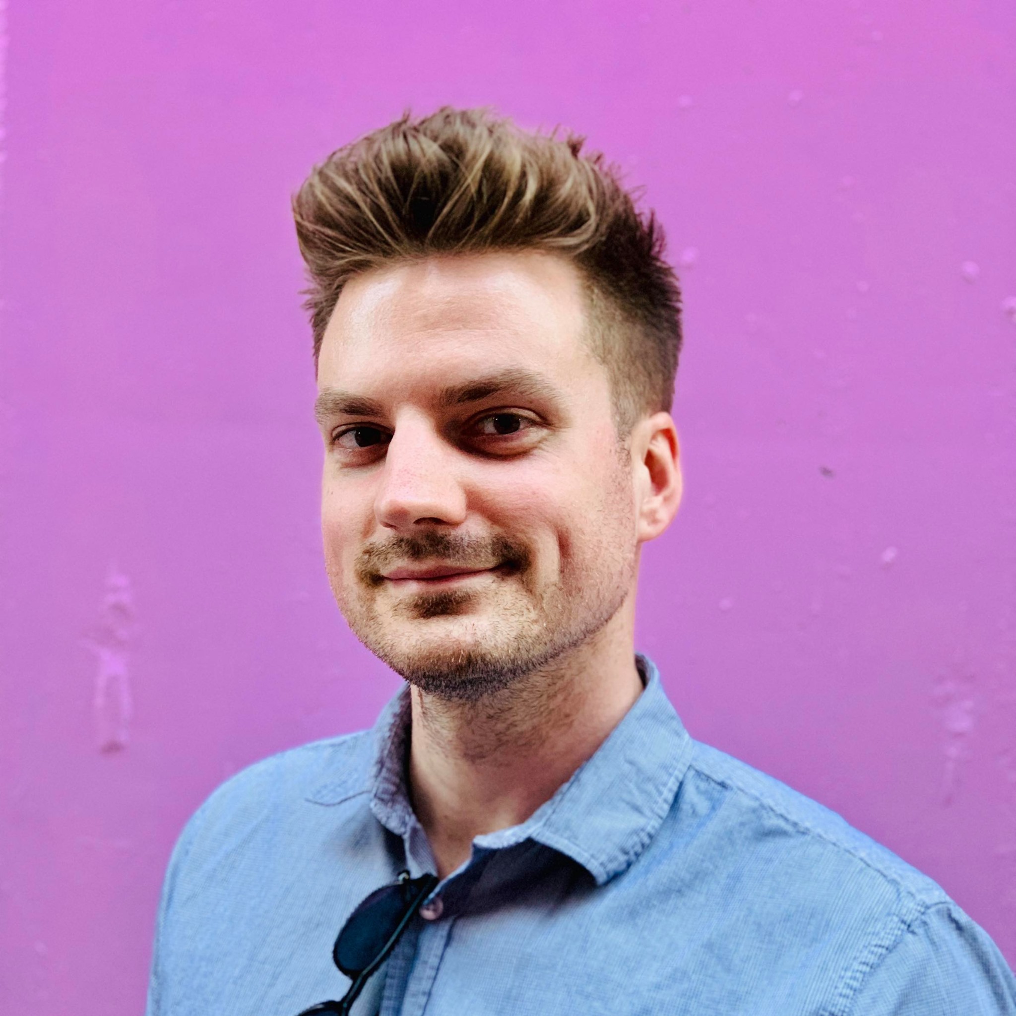 Craig Carlyle's Headshot